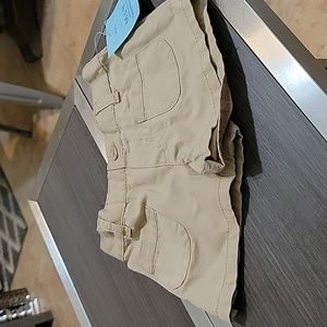 Kid's khaki shorts
